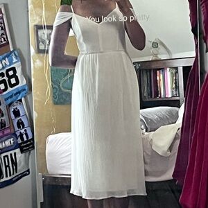 Chic White Midi Dress with Timeless Elegance